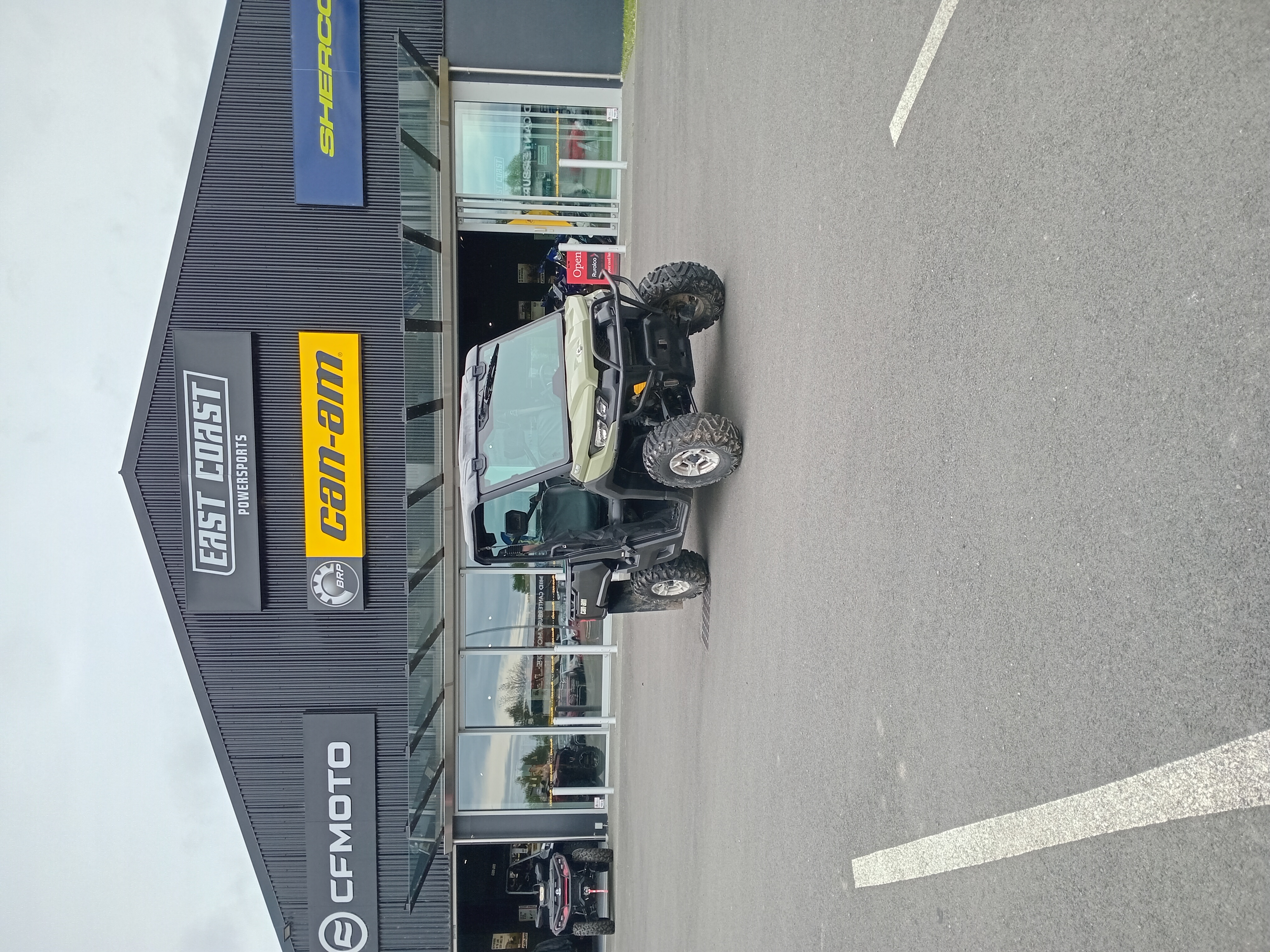 2016 Can-am Defender HD8 DPS - 4